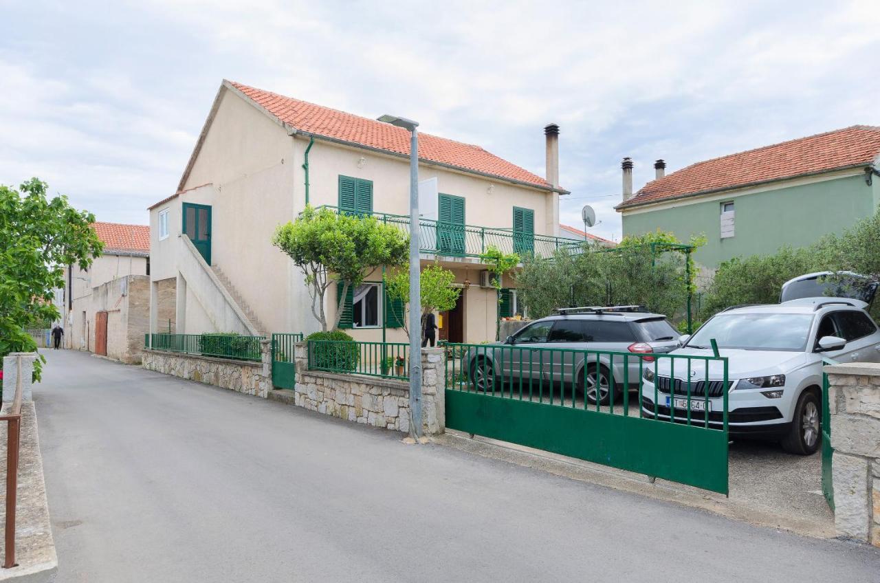 Apartments Ivana Муртер Экстерьер фото