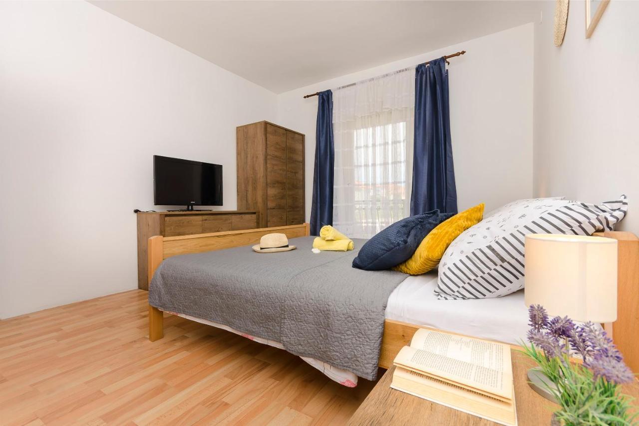 Apartments Ivana Муртер Экстерьер фото